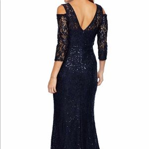 Like new one time used size 18 navy blue color